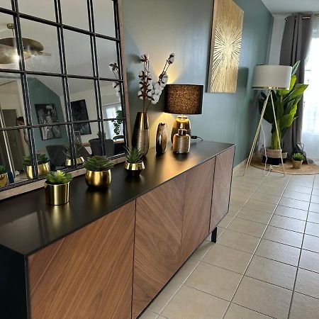 L'Escale Du Trianon Apartment Льо Плеси-Робенсон Екстериор снимка