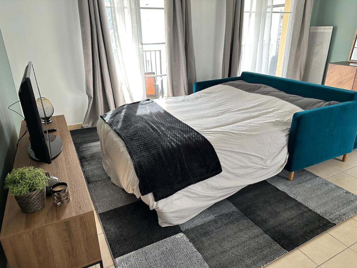 L'Escale Du Trianon Apartment Льо Плеси-Робенсон Екстериор снимка